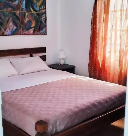 Artemis カントリーハウス スヴォロナータ